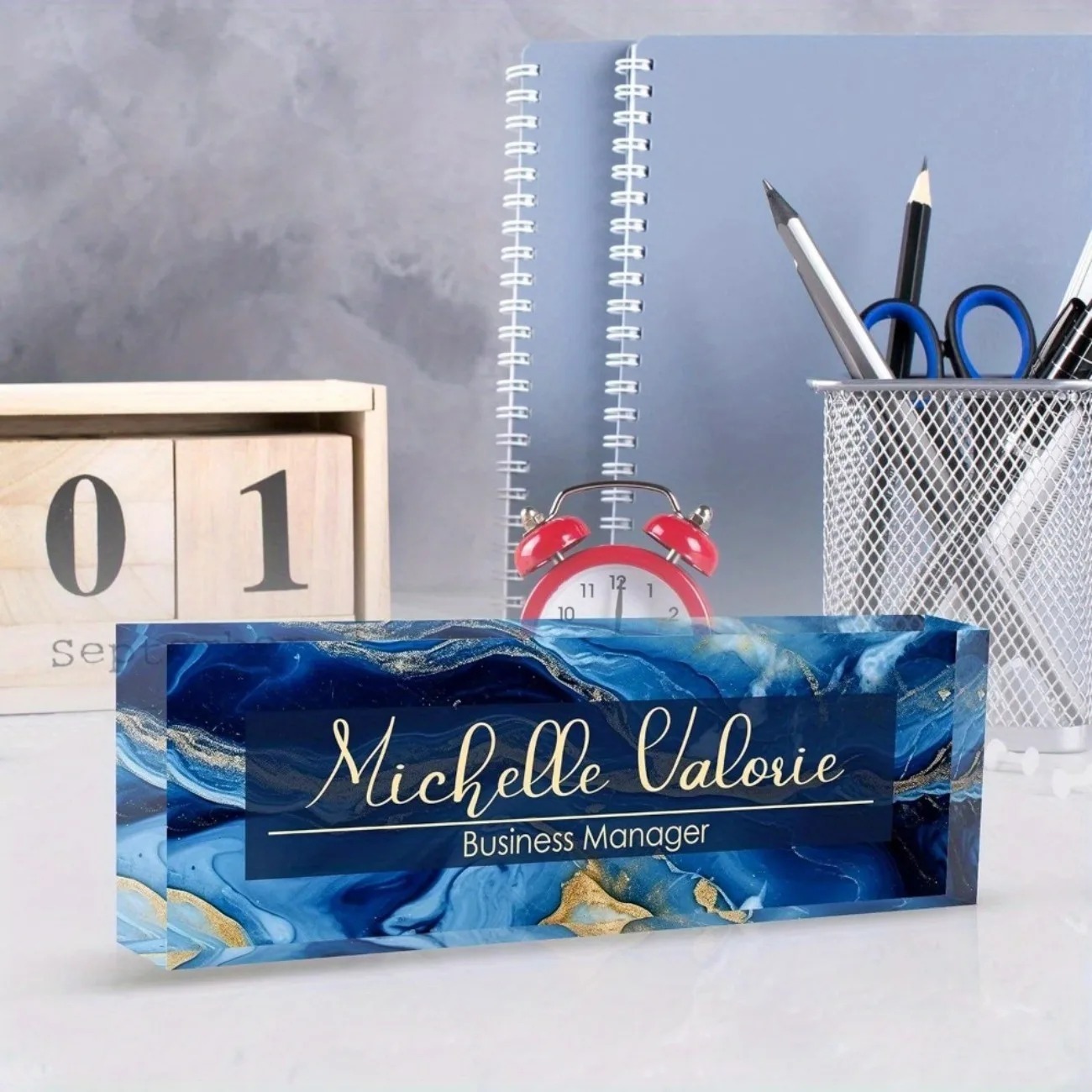 [2D Flach] Anpassbares Acryl-S – Desk Name Plate Bewertung und Preis