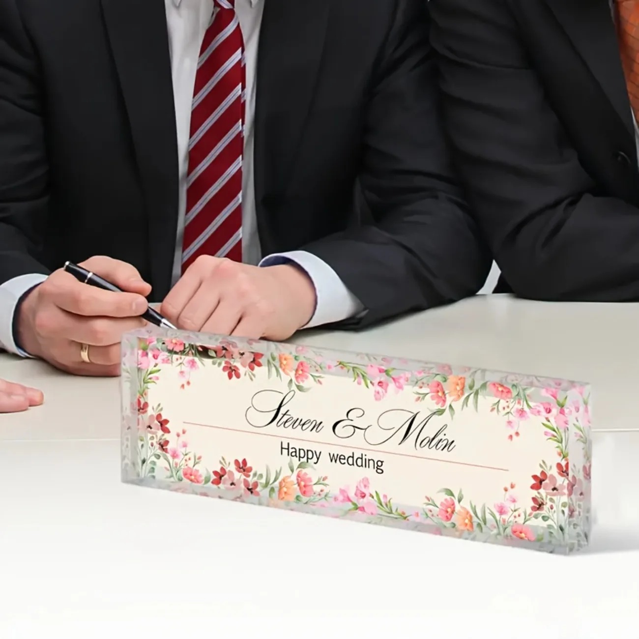 Anpassbares 2D-Acryl-Schreibti – Desk Name Plate Bewertung und Preis